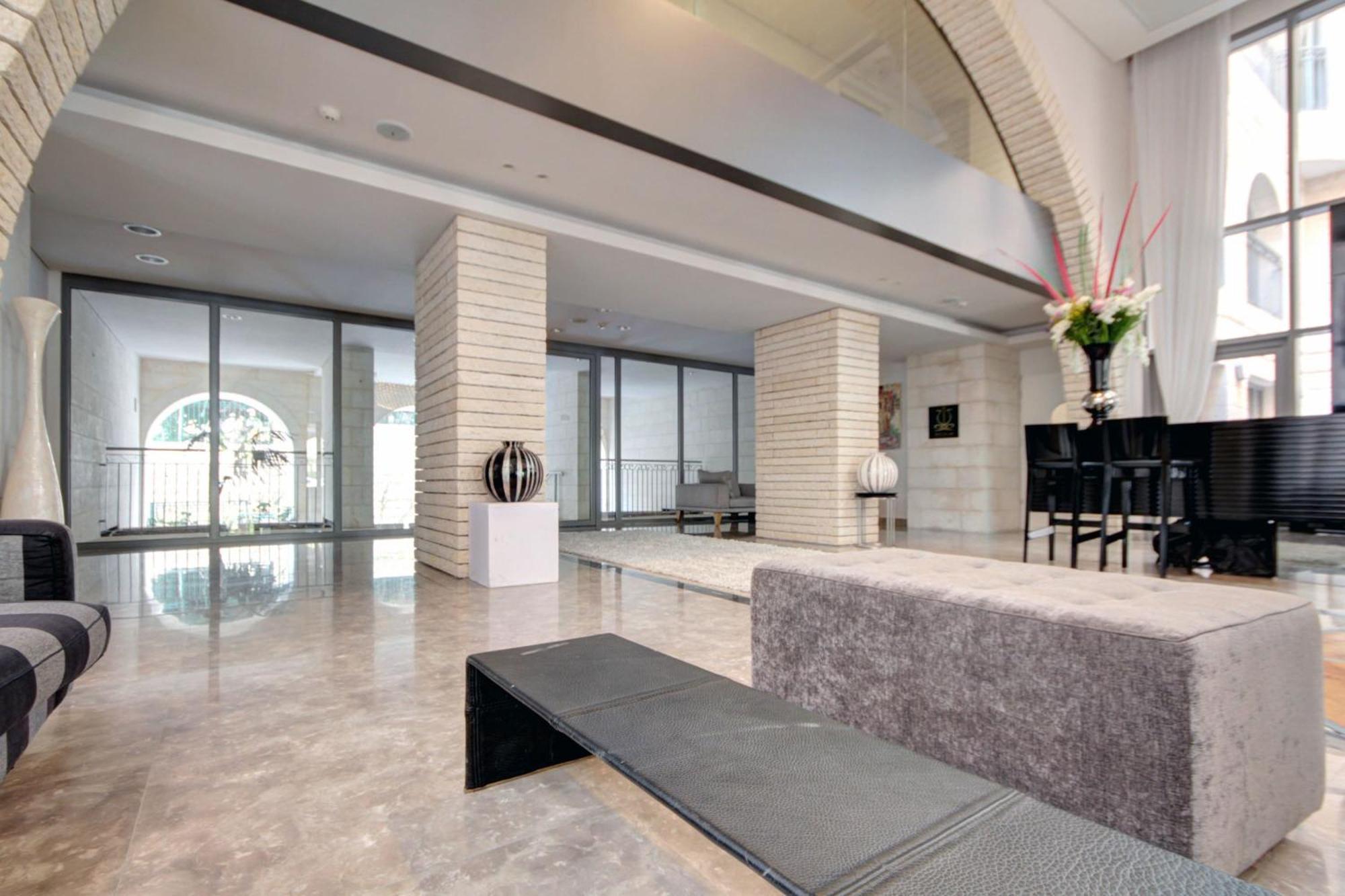 Kook Isrentals - Aparthotels In City Center Иерусалим Экстерьер фото
